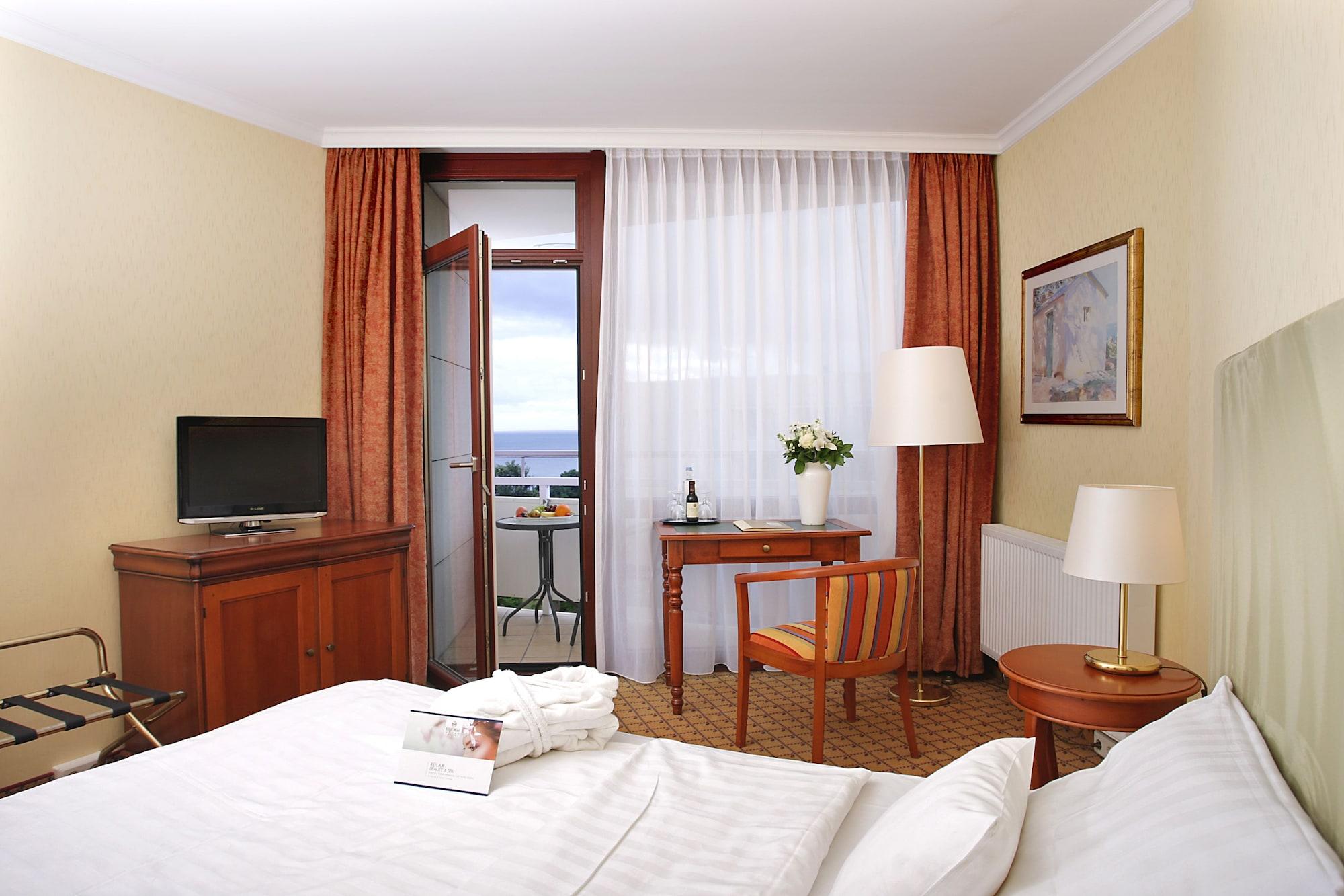 Cliff Hotel Ruegen Sellin  Exteriör bild